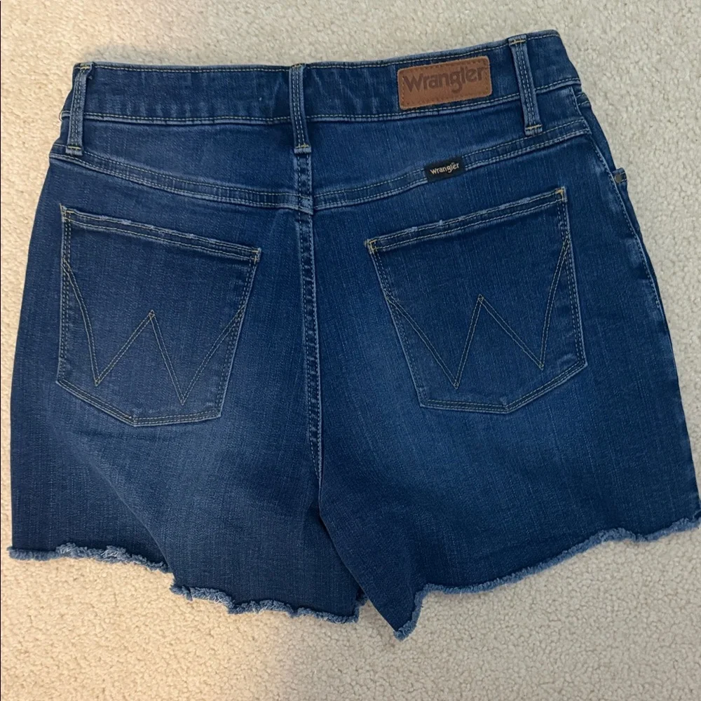 Wrangler Women’s Dark Indigo Denim Shorts with Frayed Hem